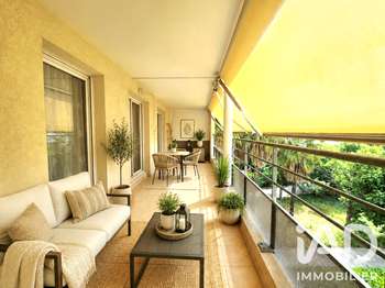 Vente Appartement 4 piècesNîmes