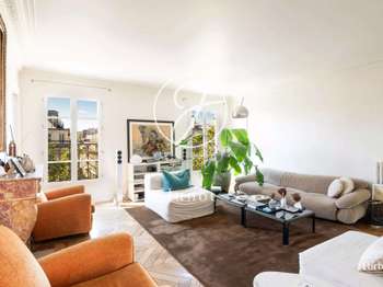 Vente Appartement 5 piècesParis 10e