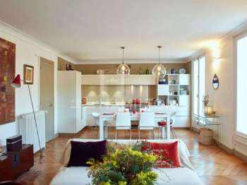 Vente appartement 4 pièces Paris 10e 75