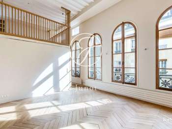 Vente Appartement 5 piècesParis 10e