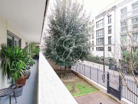 Vente appartement 5 pièces Paris 11e 75