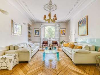 Appartement 4 pièces 121 m² · à Paris 11e · 121 m² · 1 160 000 €