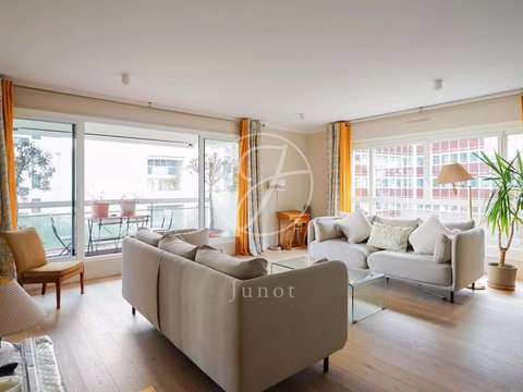 Vente appartement 5 pièces Paris 15e 75