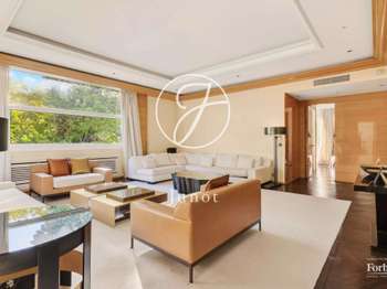 Vente Appartement 6 pièces +Paris 16e