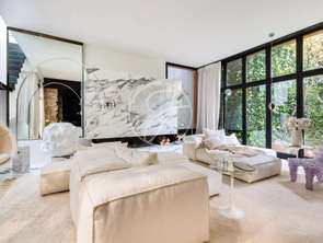 Vente Appartement 5 piècesParis 18e