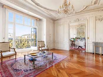 Vente Appartement 6 pièces +Paris 3e