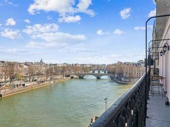 Vente Appartement 5 piècesParis 4e