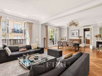 Vente Appartement 6 pièces +Paris 4e