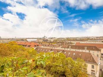 Vente Appartement 6 pièces +Paris 7e