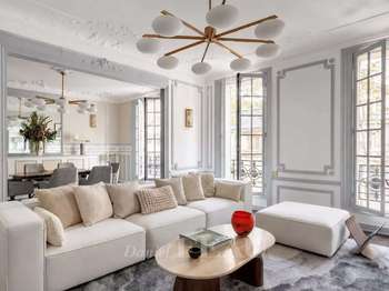 Vente Appartement 5 piècesParis 7e