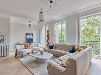 Vente Appartement 6 pièces +Paris 7e