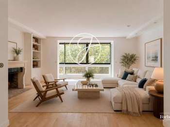 Vente Appartement 4 piècesParis 7e