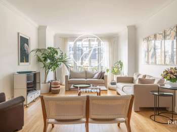 Vente Appartement 6 pièces +Paris 7e