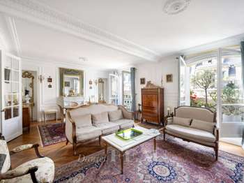 Vente Appartement 5 piècesParis 7e