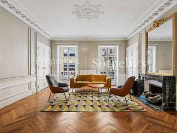 Vente Appartement 6 pièces +Paris 8e