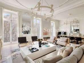 Vente Appartement 5 piècesParis 8e
