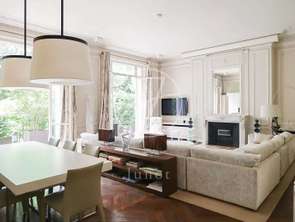 Vente Appartement 6 pièces +Paris 8e