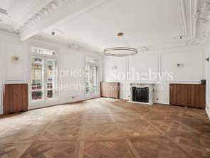 Vente Appartement 4 piècesParis 8e