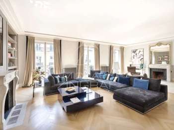 Appartement 6 pièces 232 m² · à Paris 8e · 232 m² · 5 800 000 €