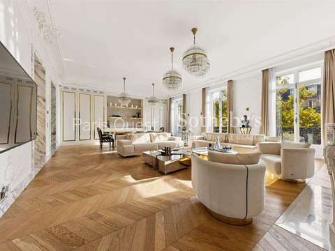Vente appartement 5 pièces Paris 8e 75