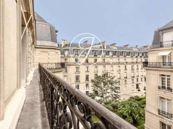 Vente Appartement 4 piècesParis 8e