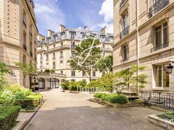 Vente Appartement 4 piècesParis 8e