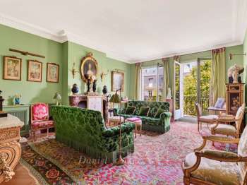 Vente Appartement 5 piècesParis 8e