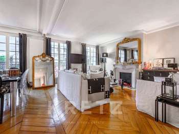 Vente appartement 3 pièces Paris 8e 75