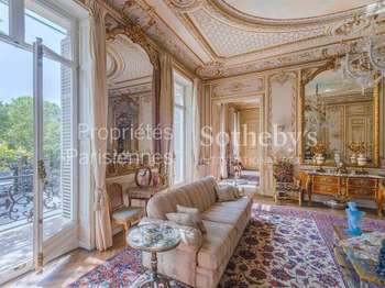Vente Appartement 6 pièces +Paris 8e