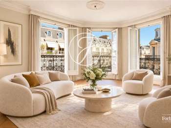 Vente Appartement 4 piècesParis 8e