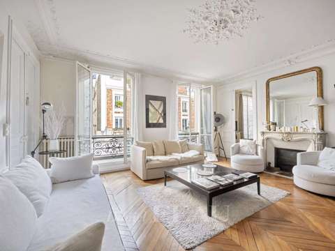 Vente appartement 5 pièces Paris 9e 75