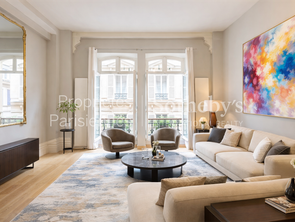 Vente Appartement 5 piècesParis 9e