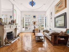 Vente Appartement 5 piècesParis 9e