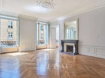 Vente Appartement 5 piècesParis 9e