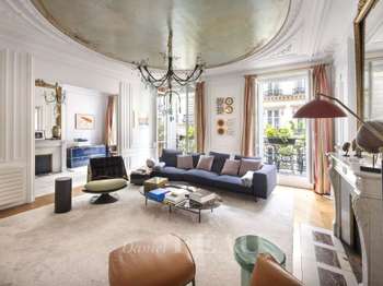 Vente Appartement 6 pièces +Paris 9e
