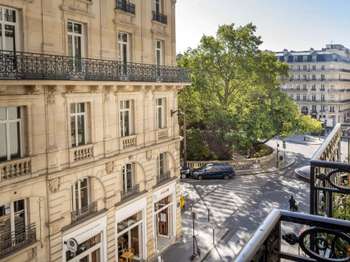 Vente Appartement 5 piècesParis 9e
