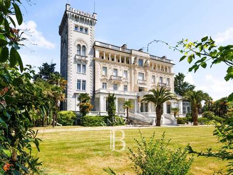 Vente appartement 9 pièces Pau 64