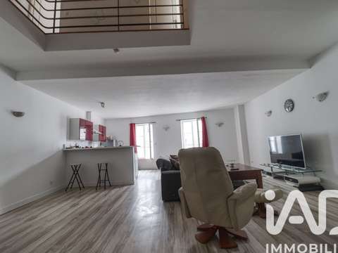 Vente appartement 3 pièces Pons 17