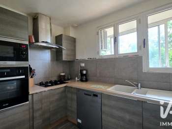 Vente appartement 4 pièces Pont-Saint-Esprit 30