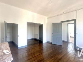Appartement 5 pièces 133 m² · à Pont-Saint-Esprit · 133 m² · 119 000 €