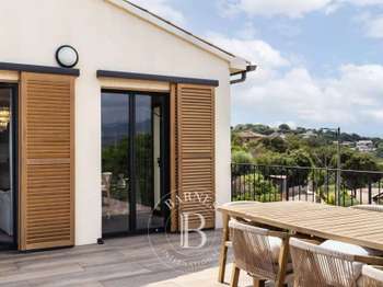 Vente appartement 4 pièces Porto-Vecchio 2A