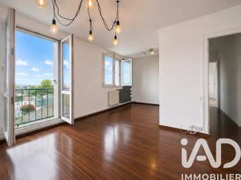 Vente Appartement 5 piècesPrix-lès-Mézières