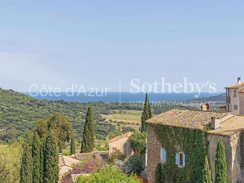 Vente appartement 4 pièces Ramatuelle 83