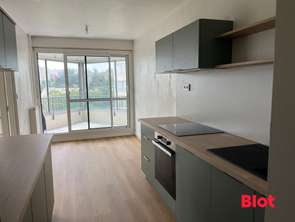 Vente Appartement 4 piècesRennes Bourg L'evêque