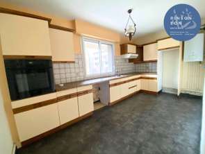 Vente Appartement 4 piècesRennes Bourg L'evêque