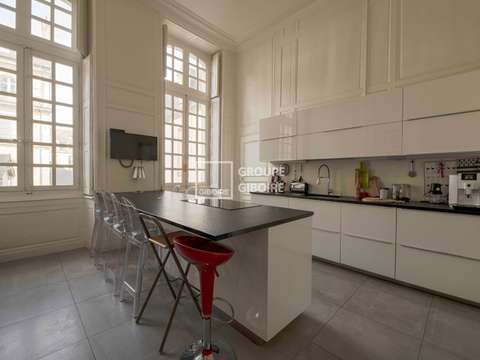 Vente appartement 9 pièces