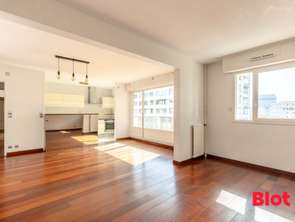 Vente Appartement 4 piècesRennes Centre Ville
