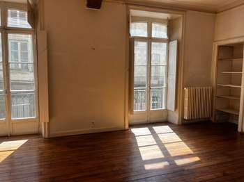Vente Appartement 5 piècesRennes Centre Ville