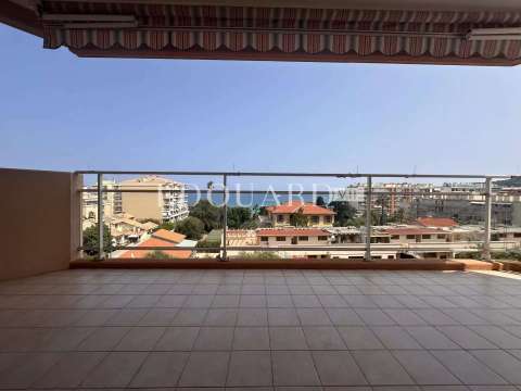 Vente appartement 3 pièces Roquebrune-Cap-Martin 06