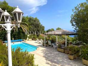 Vente Appartement 4 piècesRoquebrune-Cap-Martin